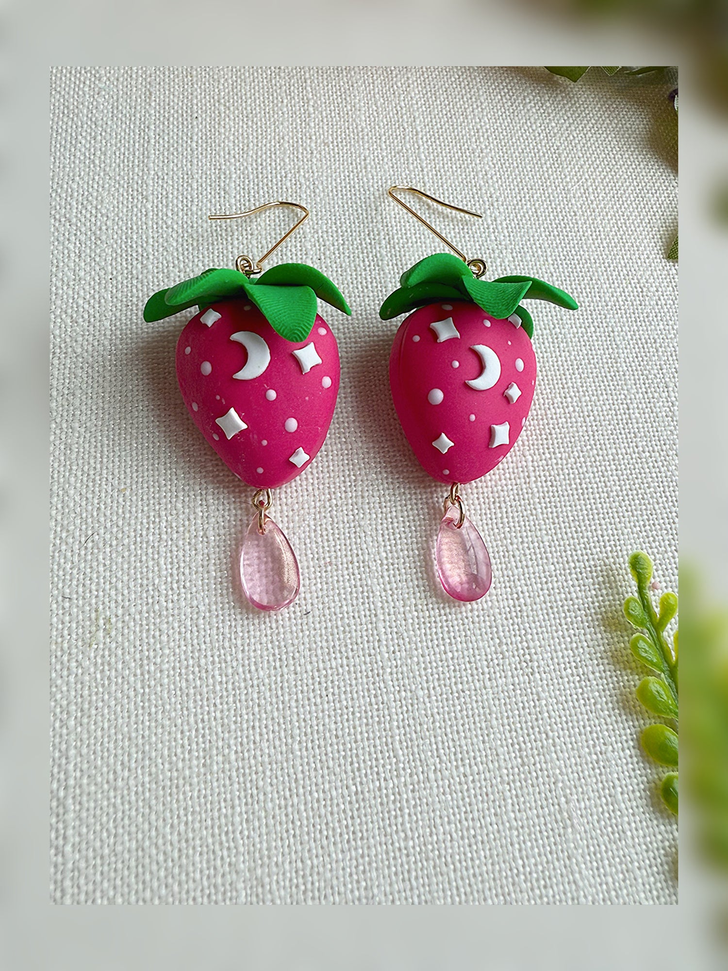 🍓 Celestial Berry Earrings